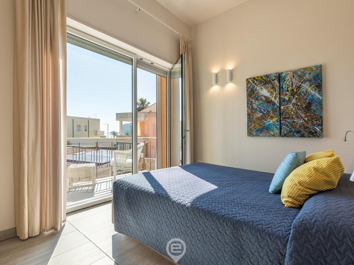 Poetto Sea Breeze - Blue Apartment Cagliari Exterior foto